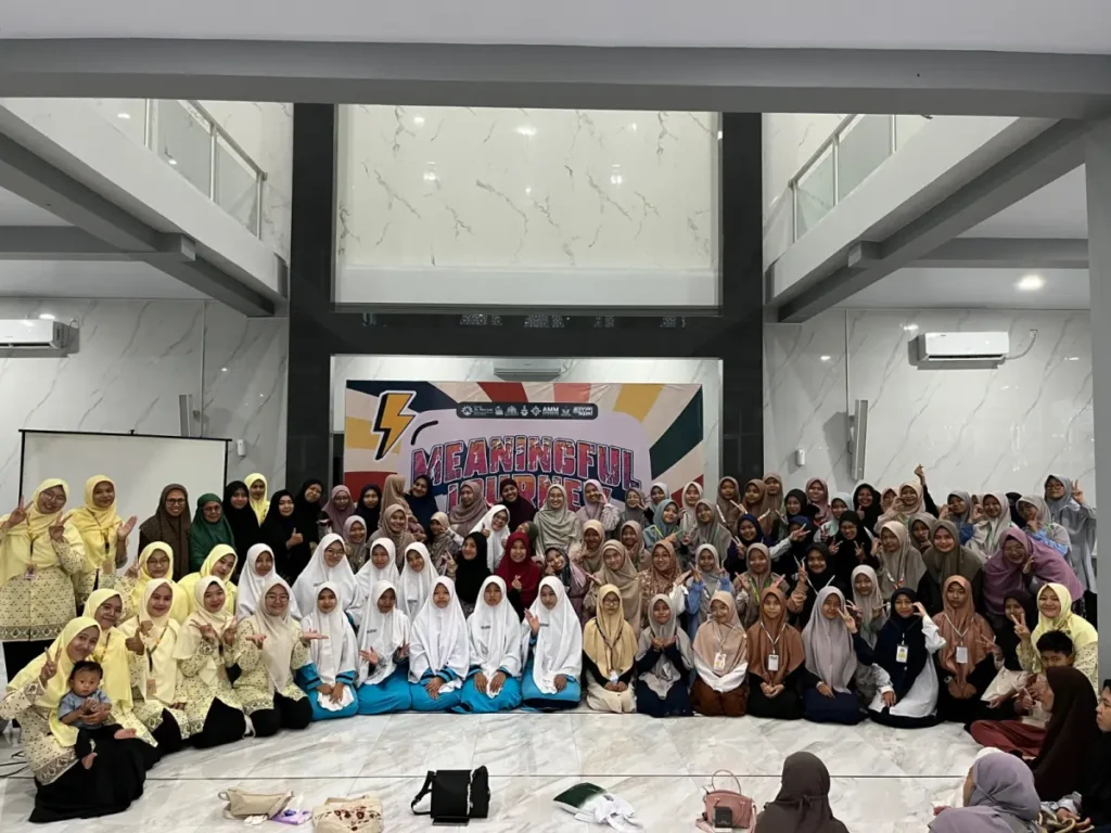 Muslimah Muda Antusias Ikuti Kajian Ramadan Therapy di Buduran