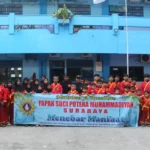 Tapak Suci Surabaya Bagikan 310 Takjil dalam Baksos Ramadan