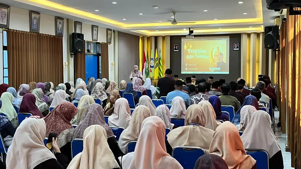 Tazkiyatun Nafs dalam Pendidikan Dibahas pada Pengajian SDMM Manyar