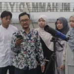 Fenomena Alam Langka, Ratusan Siswa Smamita Antusias Amati Parade Enam Planet di Langit