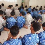 Kultum Duhur ala MTsM dan MAM Takerharjo Solokuro Lamongan