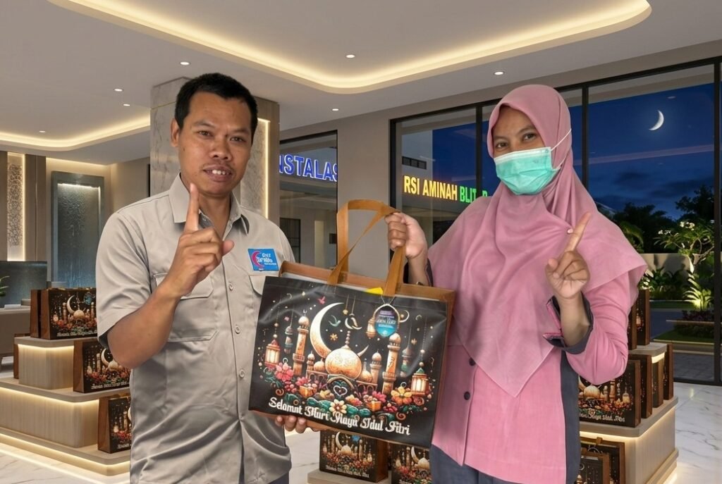 IKKM RS Islam Aminah Blitar Bagikan 220 Bingkisan Ramadan untuk Karyawan