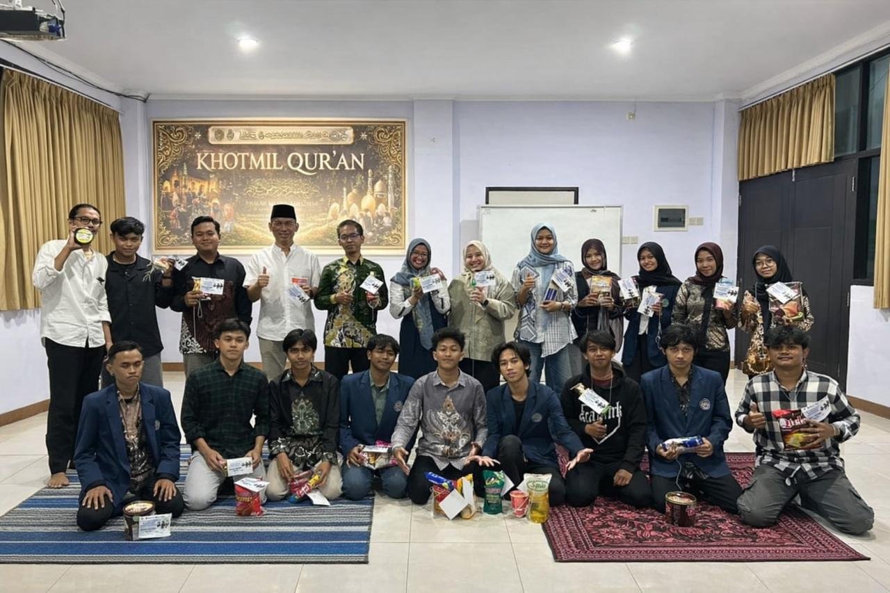 Perkuat Spiritualitas di Bulan Ramadan, Prodi Agribisnis UMG Gelar Khatmil Qur’an dan Berbagi Takjil