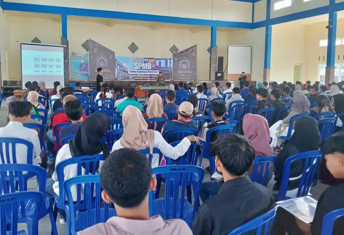 Mantapkan Pilihan Jurusan, Calon Siswa SMK Muda Genteng Ikuti Pertemuan Bersama Wali Murid