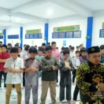 Siswa SDMM Laksanakan Salat Gerhana di Tengah Program TCDA