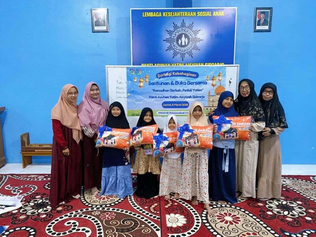 Ramadan Berkah, IKWAM SD Muhammadiyah 4 Zamzam Berbagi Kebahagiaan Bersama Anak Yatim
