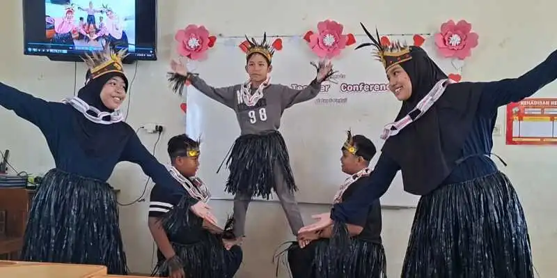 Lestarikan Budaya Bangsa, Siswa Sekolah Karakter Tampilkan Tari Yamko Rambe Yamko di PTC
