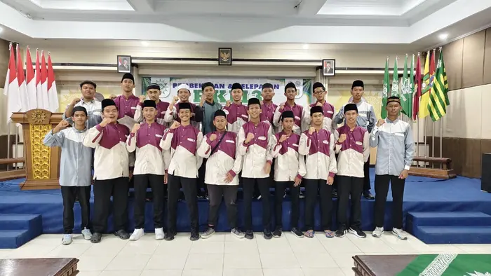 Santri MAMDA Pondok Modern Paciran Terjun sebagai Kader Mubaligh Muda pada Ramadan 1447 H