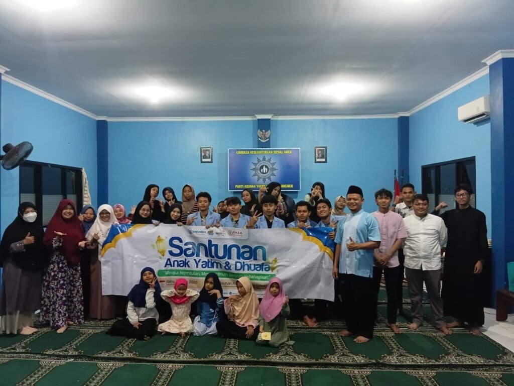 Smamda Boarding School Menggandeng Faza Konveksi dalam Kegiatan Santunan Anak Yatim dan Dhuafa