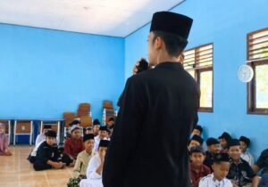 MBS Tuban Isi Pesantren Kilat, Hadirkan Nuansa Pesantren ke SMPN 2 Montong
