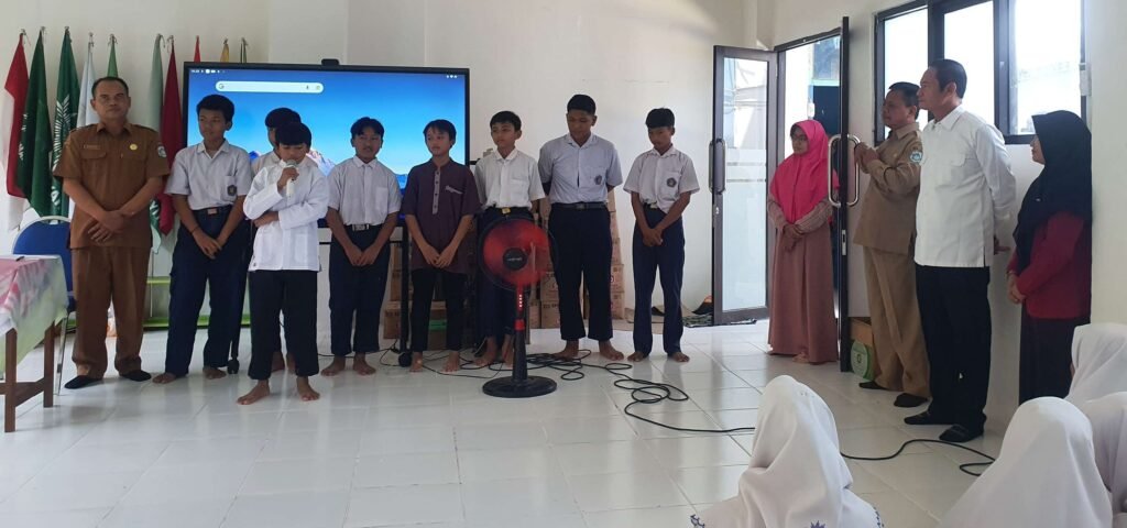 Bupati Lamongan Kunjungi Festival Ramadan 1447 H SMPM 5 Karanggeneng