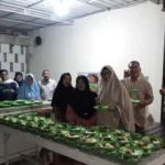 ‎Dapur Masjid Ahmad Dahlan Banyuwangi Siapkan Ratusan Porsi Berbuka dan Sahur untuk Jamaah Iktikaf