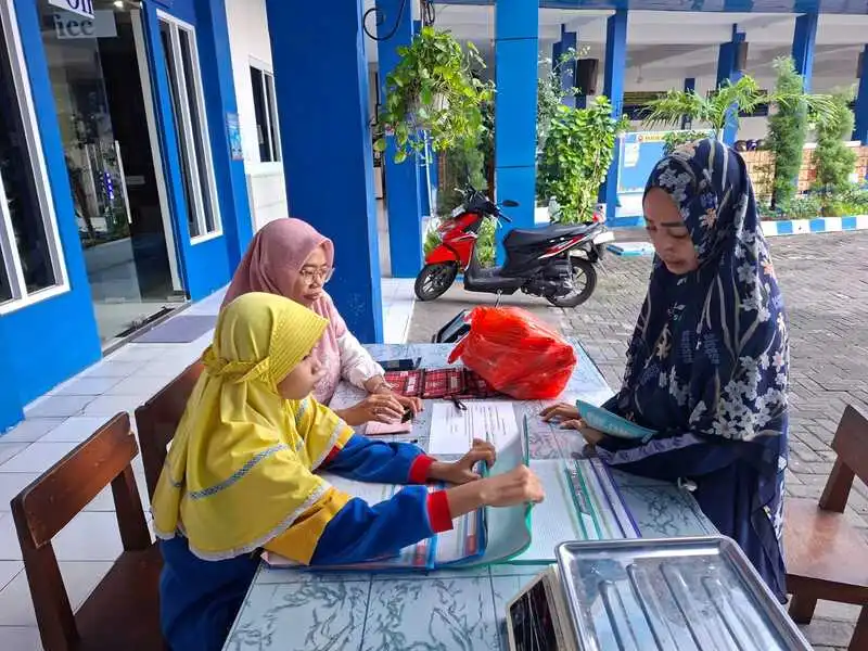 Gerakan ZIS SDMM Libatkan Amil Cilik, Himpun Dana dan Beras dalam Jumlah Signifikan