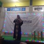 Makan Bersama Warnai Halal Bi Halal MI Mutwo, Guru dan Wali Murid Makin Akrab