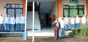 Upacara Perdana Pascalibur, Kepala Smamuga Tekankan Disiplin dan Pembelajaran Tatap Muka