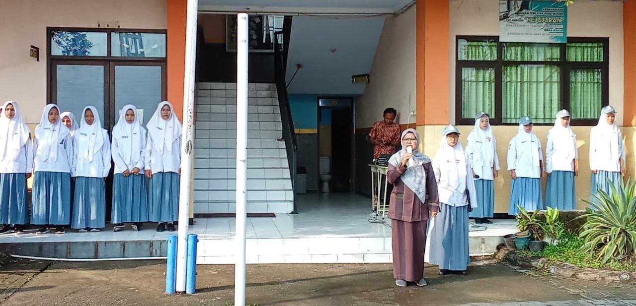 Upacara Perdana Pascalibur, Kepala Smamuga Tekankan Disiplin dan Pembelajaran Tatap Muka