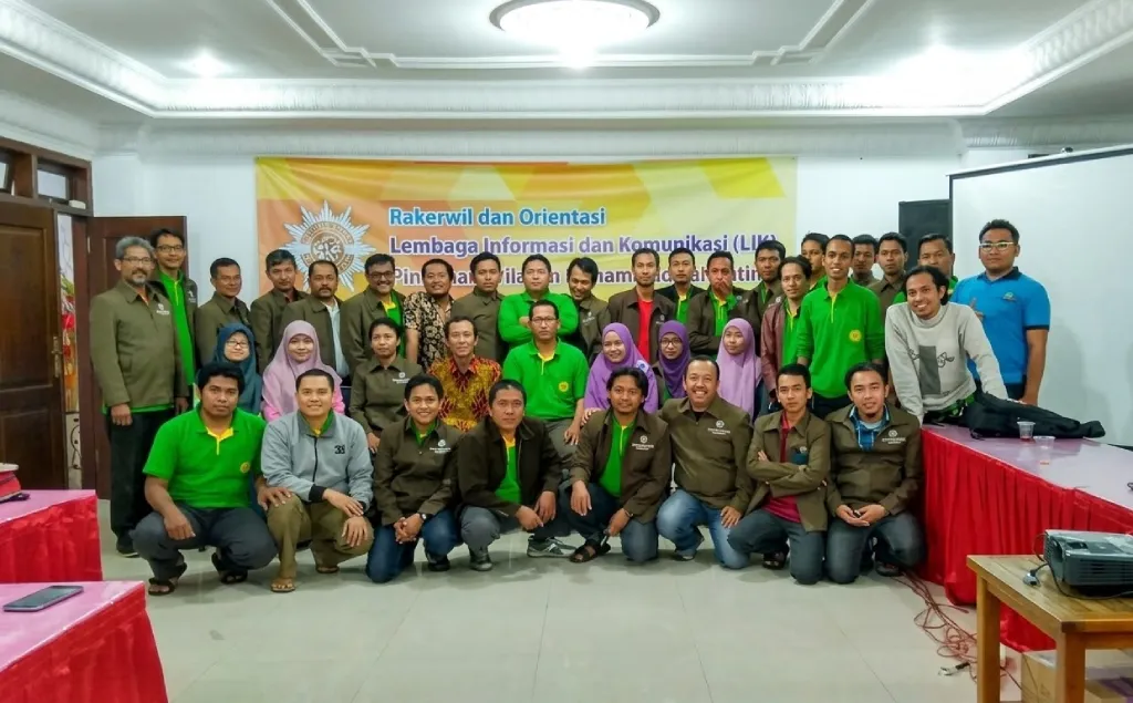 Sate Ayam, Laptop, dan Subuh di Sarangan: Awal Lahirnya PWMU.CO