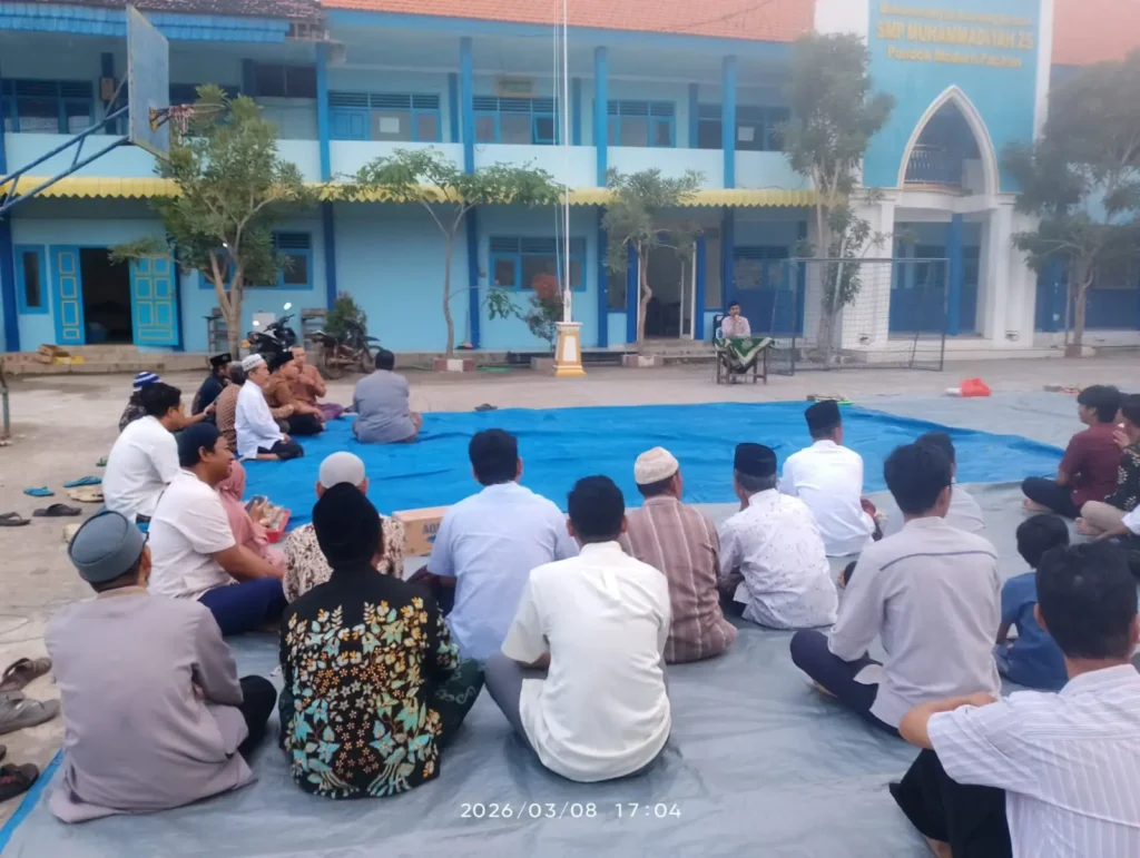 Ponpes Modern Muhammadiyah Paciran Gelar Buka Puasa Bersama Lintas Lembaga