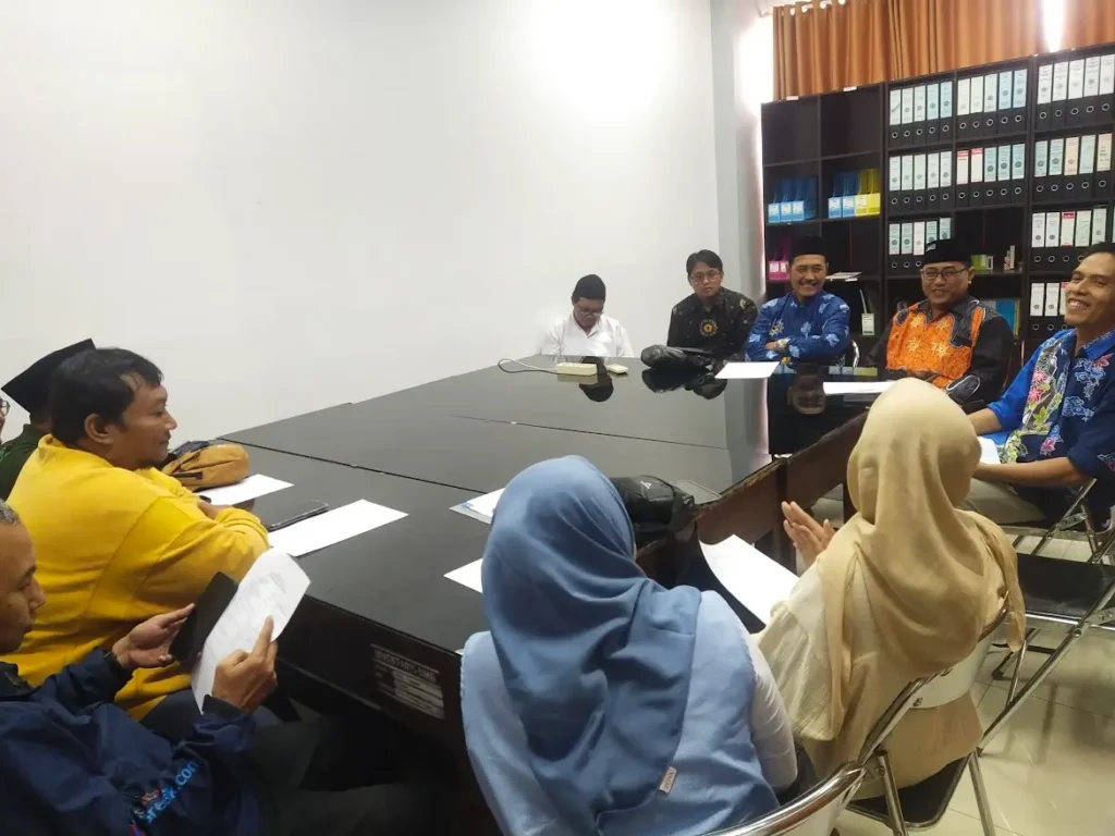 Rektor UMG Silaturahmi “Gayeng” dengan Awak Media untuk Perkuat Kolaborasi