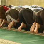 Mendekati Garis Akhir, Saatnya Percepat Langkah Ibadah di Ujung Ramadan