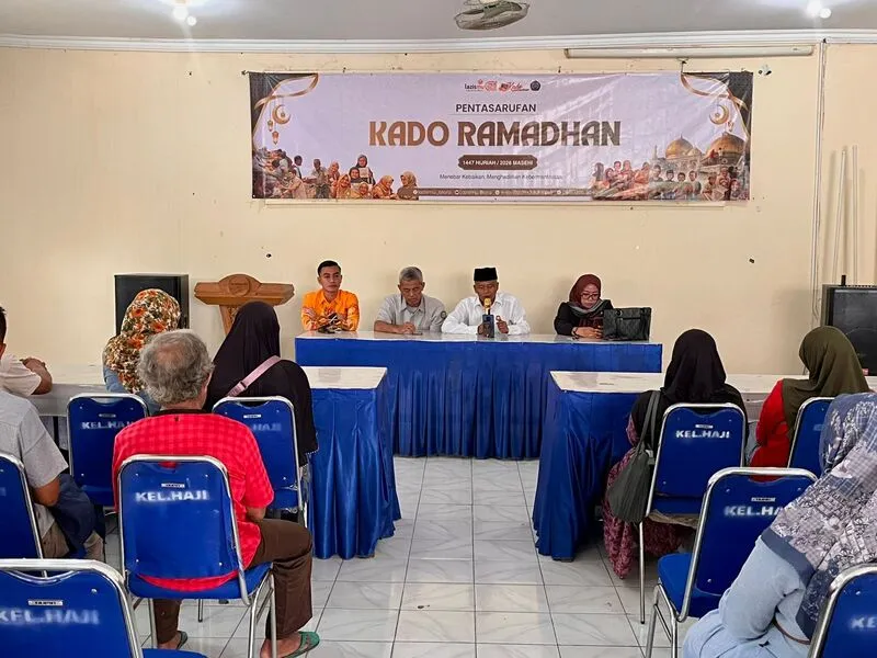 Wujud Kepedulian Sosial, STKIP Muhammadiyah Blora Dukung Penyaluran Kado Ramadan bagi UMKM