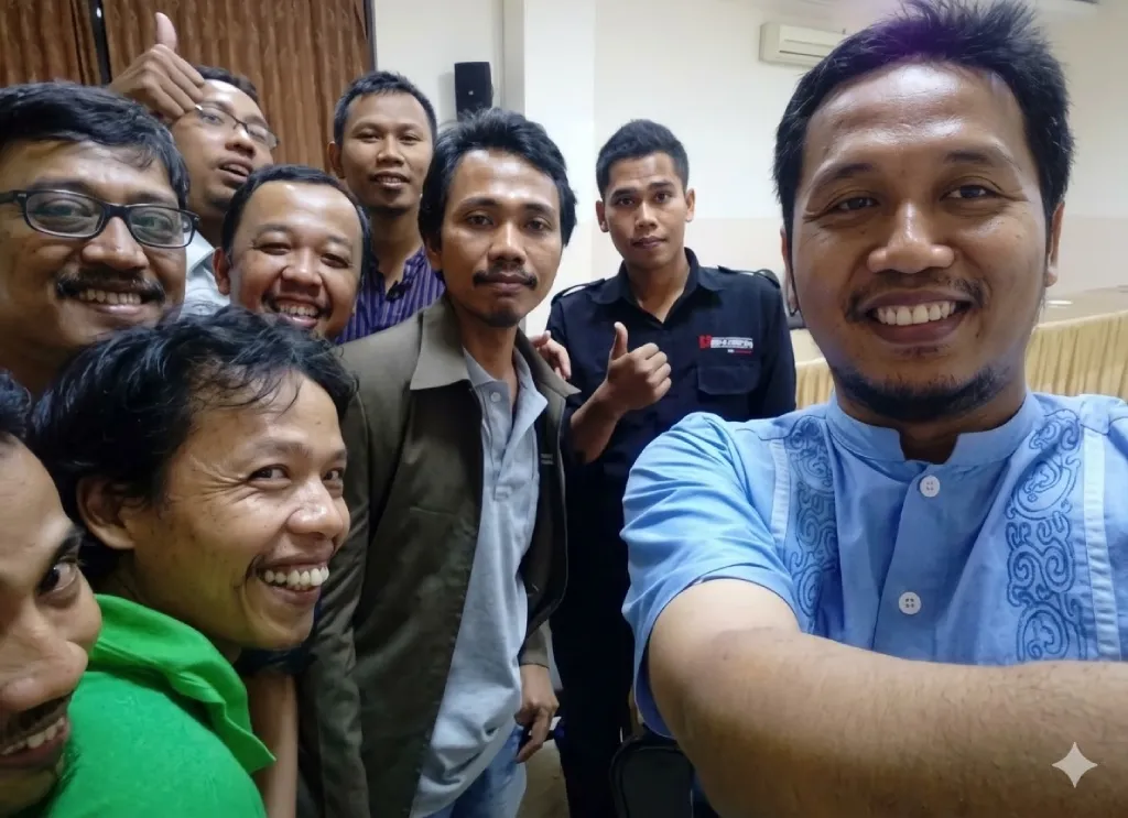 Dari Sarangan ke Surabaya: Siapa di Balik Logo PWMU.CO?