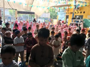 Simulasi Salat Idulfitri, KB-TK ABA 38 Driyorejo Siap Sambut Hari Kemenangan