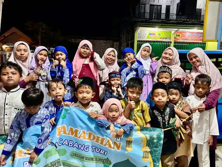 Belajar Sambil Bermain, Bazar PAUD ABA 1 Turi Tumbuhkan Percaya Diri dan Jiwa Usaha Anak