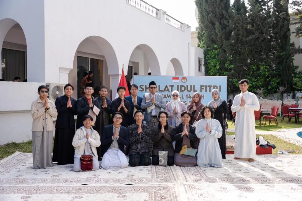 Lebaran di Tunisia Tak Bertakbir Ini Makna Fitrah Sesungguhnya