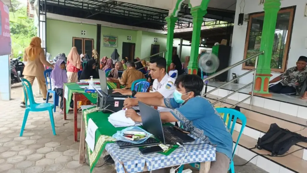 Deteksi Dini TBC di Posyandu Lansia Sakinah, Ratusan Warga Ikuti Skrining Gratis