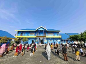 Semangat Emansipasi Warnai Peringatan Hari Kartini di MIM 08 Pelangwot