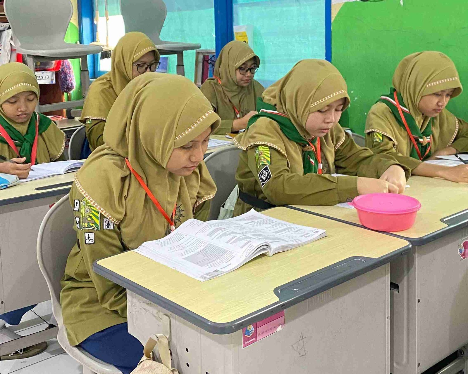 Menilik Hari Pertama TKA SDM Limas, Berjalan Tertib dan Lancar