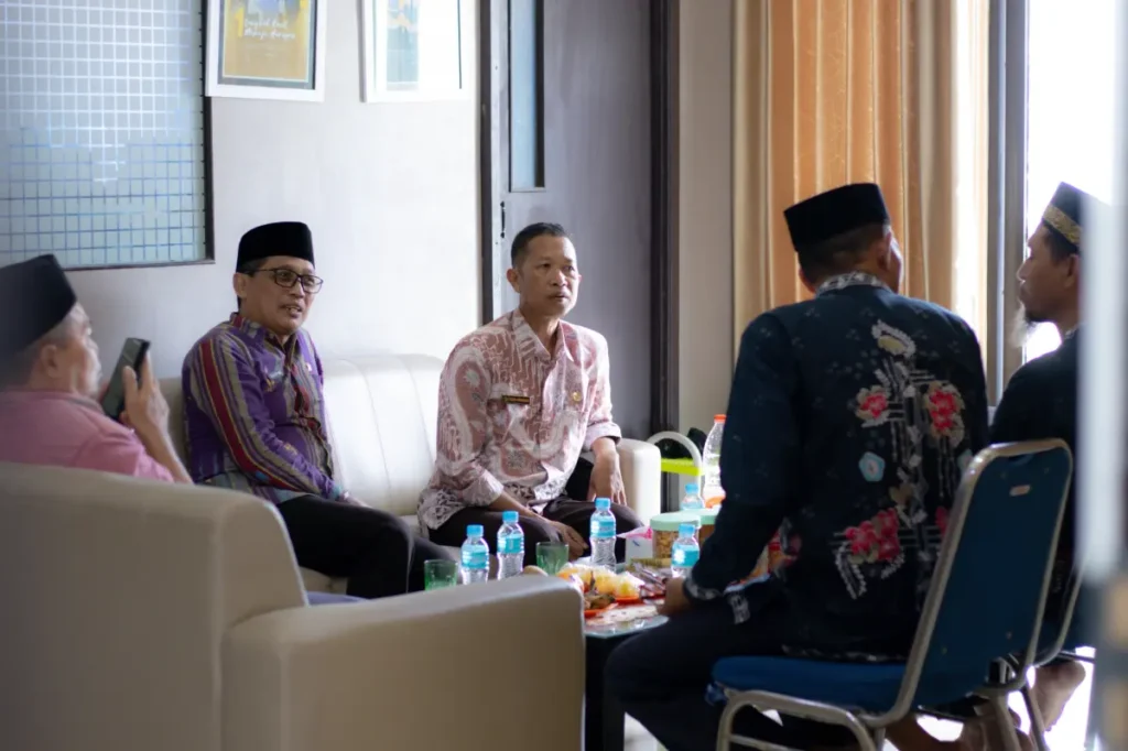 Visitasi Kemenag Lamongan di SMPM Jipat Karangasem Berjalan Lancar