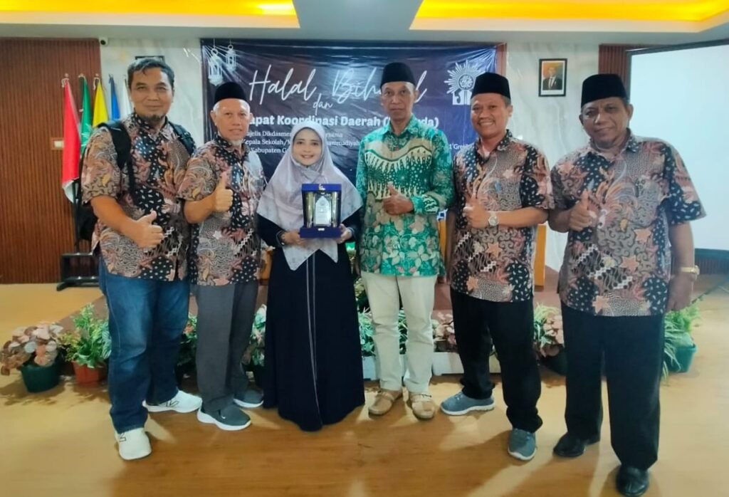 Smamio Bersinar, Mendapat Penghargaan Prestasi Peningkatan Jumlah Siswa