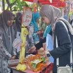 Kepala SPPG Sidoarjo Apresiasi Bazar Sehat di Semarak Gelar Karya Smamita