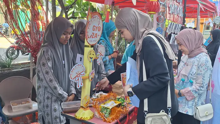 Kepala SPPG Sidoarjo Apresiasi Bazar Sehat di Semarak Gelar Karya Smamita