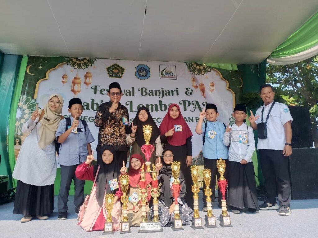 SD Muhammadiyah 1 Babat Boyong Piala Juara Umum Sab’ah Lomba PAI Se-Kecamatan Babat 2026