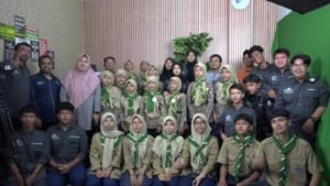 Jurnalis Cilik MIM Dupan Kunjungi Studio TVMu Jatim 1 Surabaya
