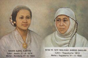 Meneguhkan Pendidikan Muhammadiyah Unggul Berkemajuan : Belajar dari Spirit Kartini dan Nyai Walidah