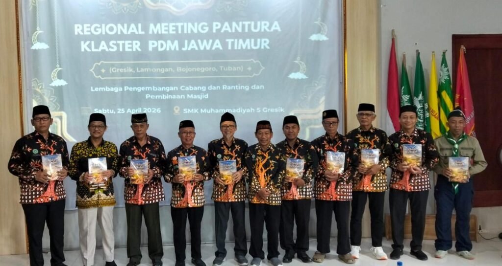 Buku Hidup Berkah, Jejak Tak Terhapus Karya Fathurrahim Syuhadi Dilaunching, Ini Pesan Wakil Ketua PWM Jatim