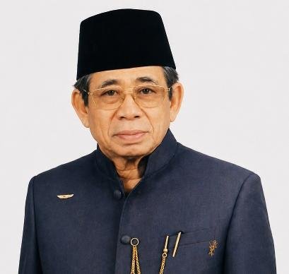 Mengenang Mahbub Ihsan: Sang Pelopor Pendidikan yang Menanam Cahaya di Atas Lantai Tanah Desa Labuhan