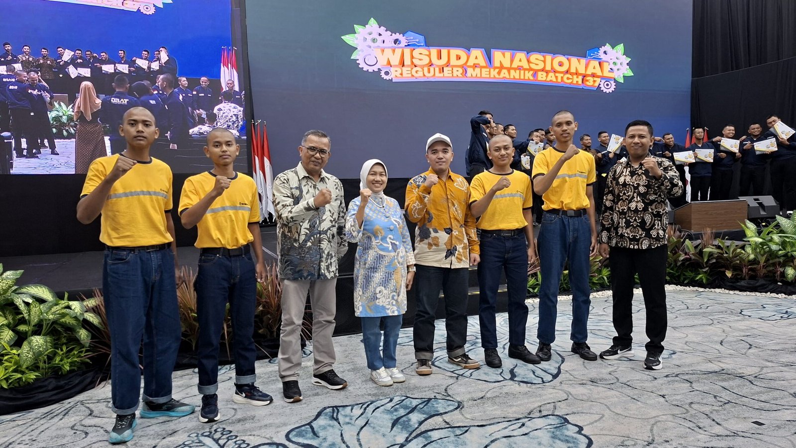 Kepala SMK Muhammadiyah 1 Kepanjen Hadiri Wisuda UT School, Dukung Alumni Menuju WorldSkills Shanghai 2026