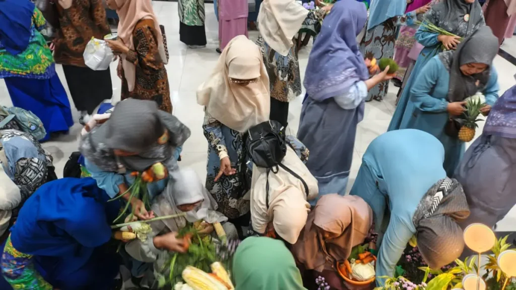 Kroyokan Hasil Bumi IGABA Gresik 2026 Berlangsung Meriah