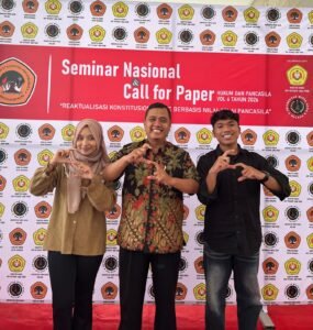 Mahasiswa Keperawatan UMSURA Asah Kemampuan Lewat Seminar Nasional di Untag Surabaya