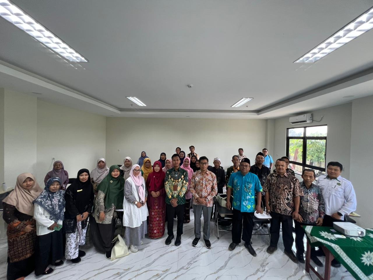 Bangun Akses Pendidikan Tinggi, ITB Ahmad Dahlan Lamongan Pererat Kerja Sama dengan Sekolah