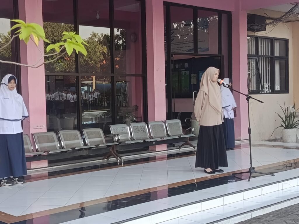 Dari Penonton Menjadi Penolong, Pesan Kuat di Balik Upacara Pagi Miosi