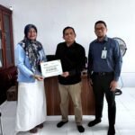 Tingkatkan Sarana Sekolah, BSI Salurkan Bantuan ke SMK Muhammadiyah Aceh