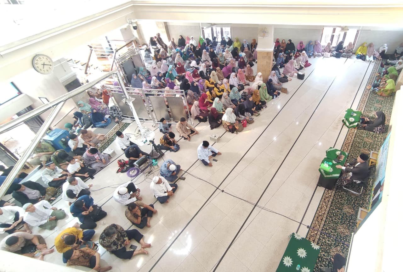 Hijau yang Menyatukan: Muhammadiyah–NU Gubeng Eratkan Silaturrahmi & Halalbihalal