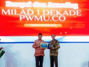 Umsida Raih Penghargaan Sebagai AUM Innovative Public Relation and Information