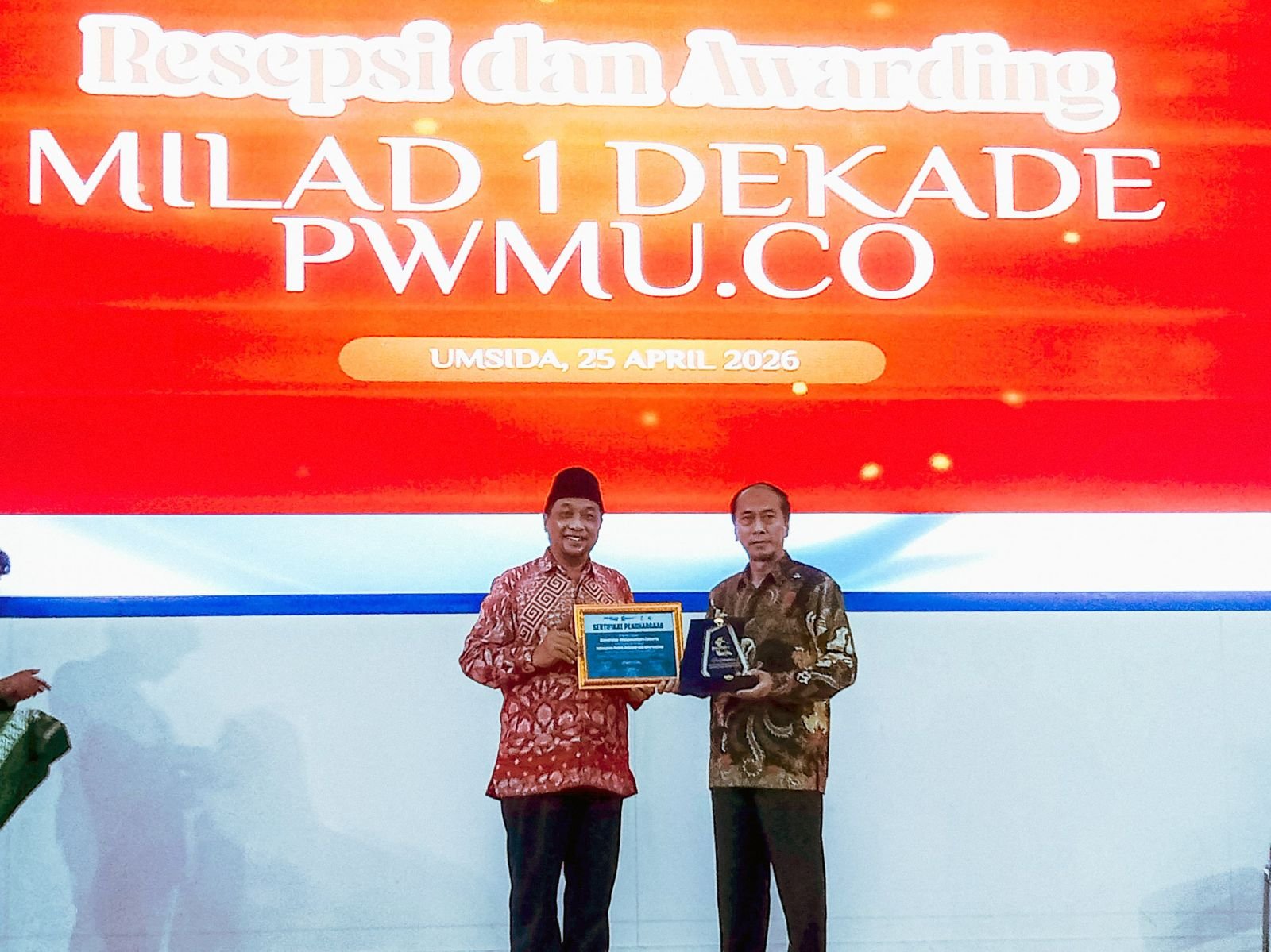 Umsida Raih Penghargaan Sebagai AUM Innovative Public Relation and Information